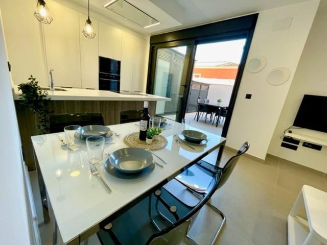 Gatu Premium Alma Marinera, Preferente Mayores De 25 Anos Y Familias Cadiz Exterior photo